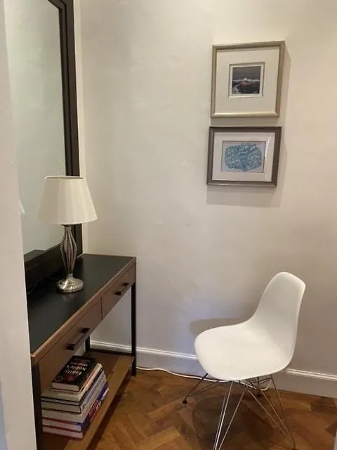 Apartament Immaculate One Bedroom Flat In The City Centre Edynburg