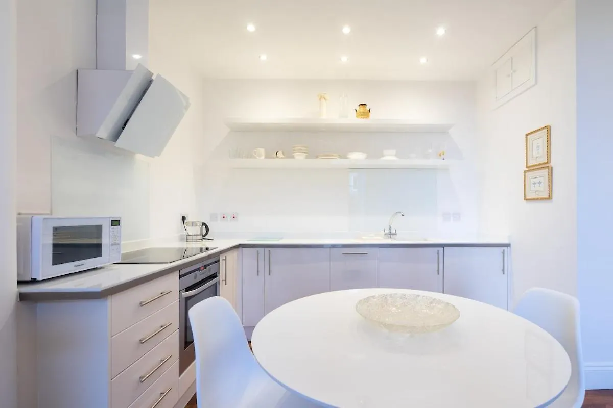 Immaculate One Bedroom Flat In The City Centre Edynburg 0*,  Wielka Brytania