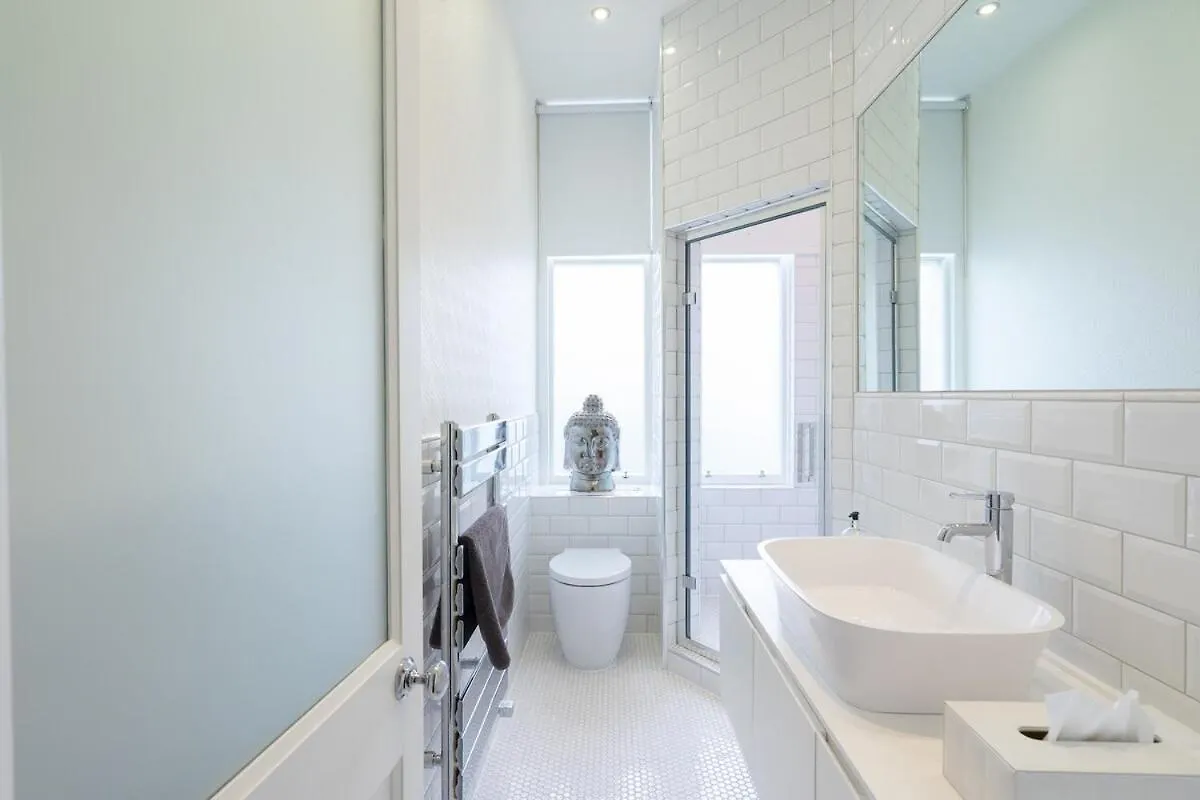 Immaculate One Bedroom Flat In The City Centre Εδιμβούργο