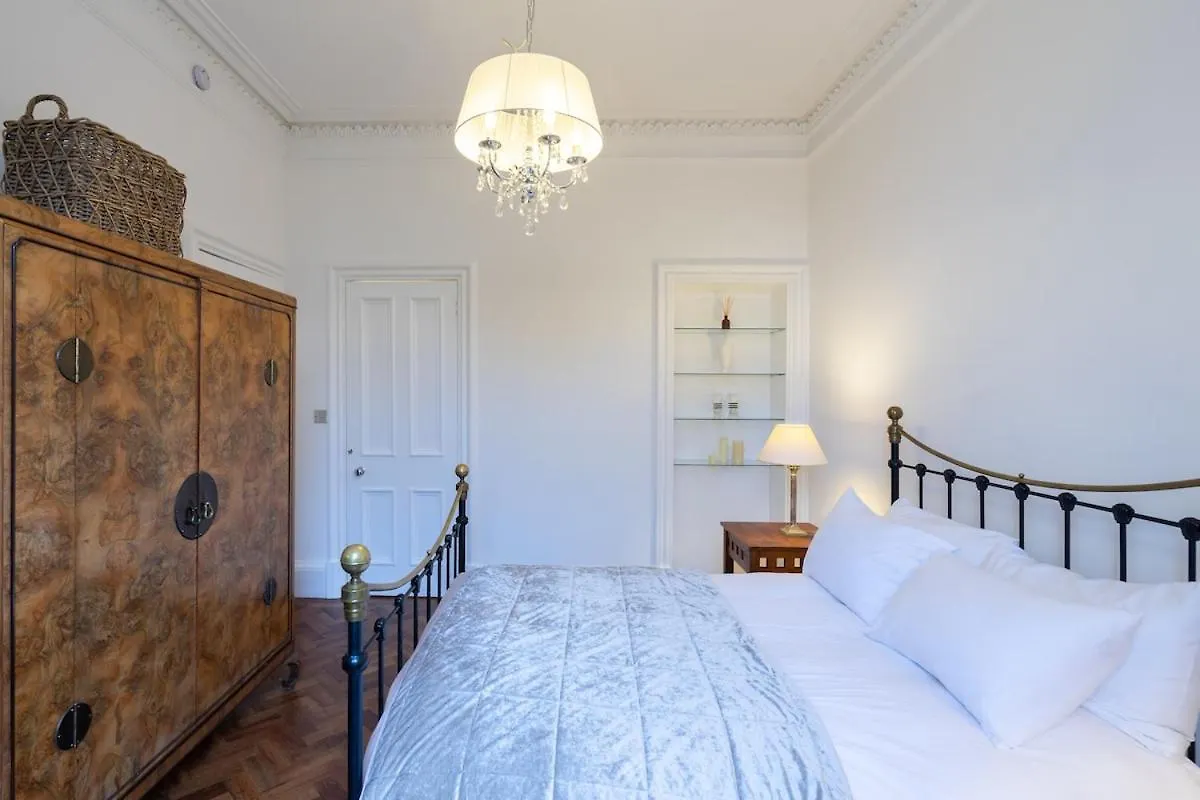 Immaculate One Bedroom Flat In The City Centre Εδιμβούργο Ηνωμένο Βασίλειο